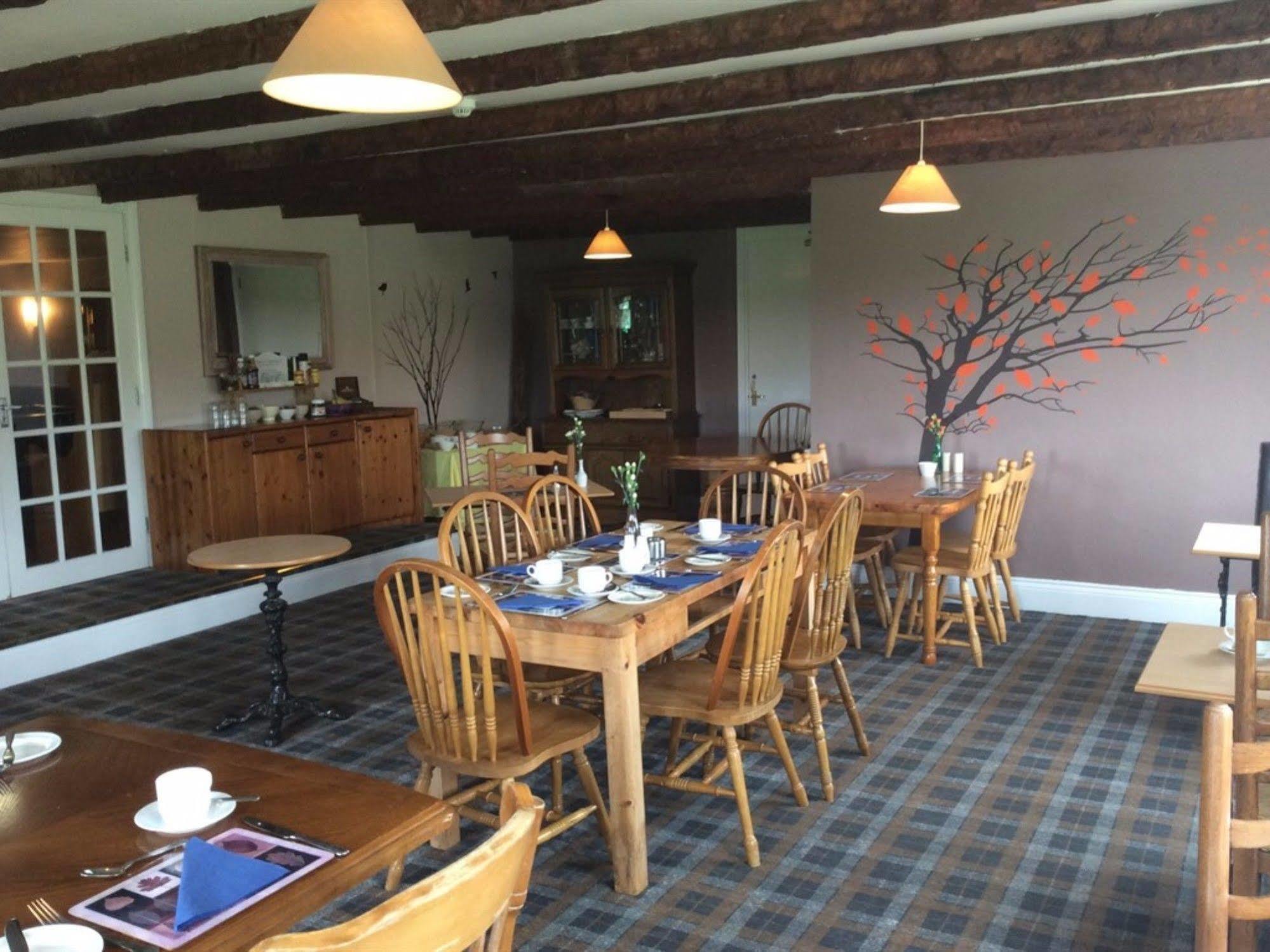 Hadrian Lodge Hexham Exterior photo